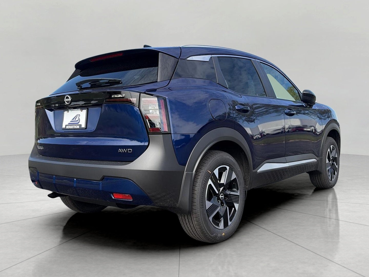 2027 Nissan Kicks SV AWD