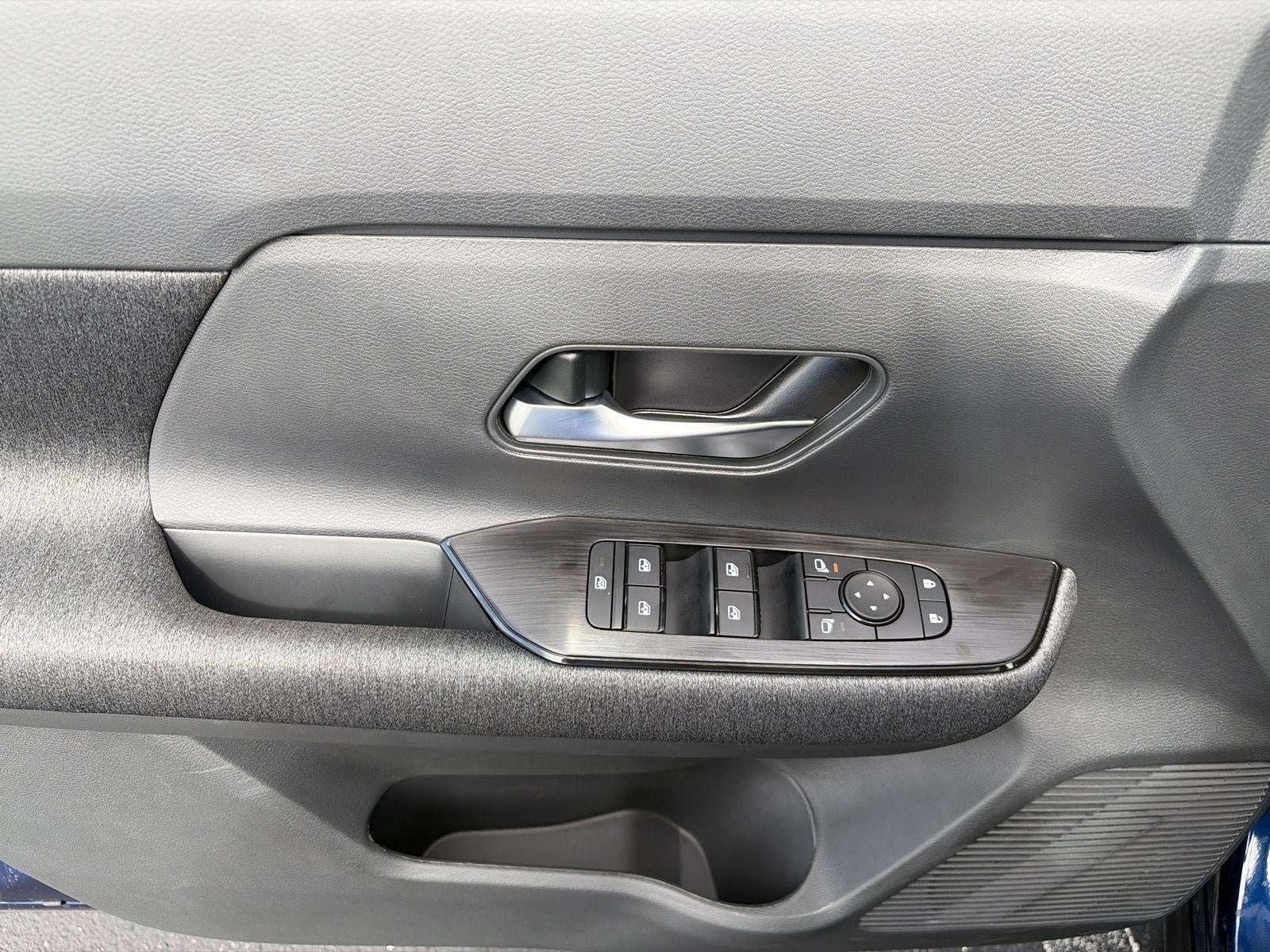 2027 Nissan Kicks SV AWD