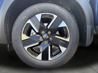2027 Nissan Kicks SV AWD