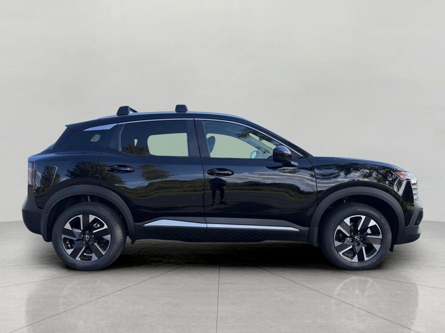 2027 Nissan Kicks SV AWD