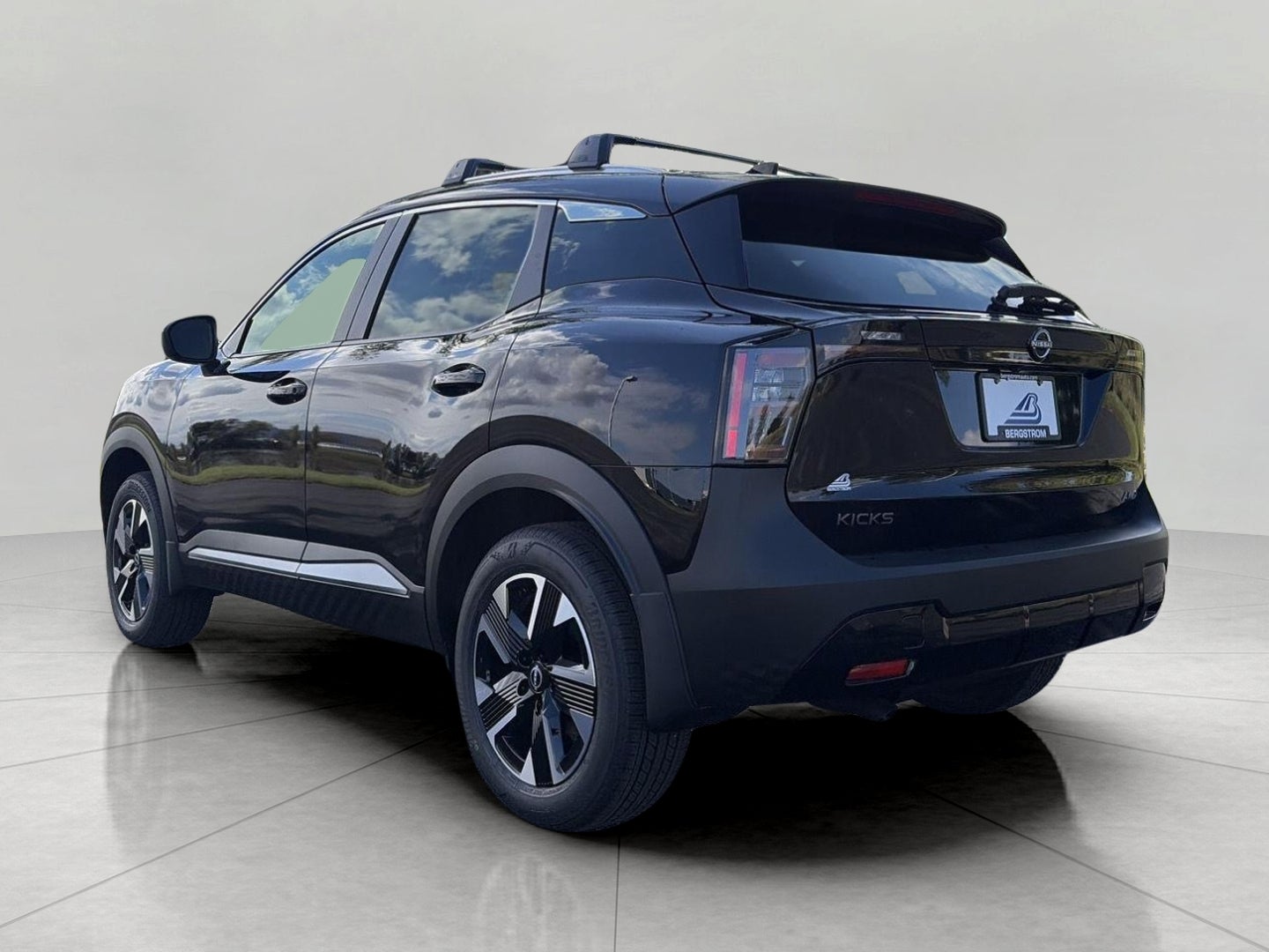 2027 Nissan Kicks SV AWD