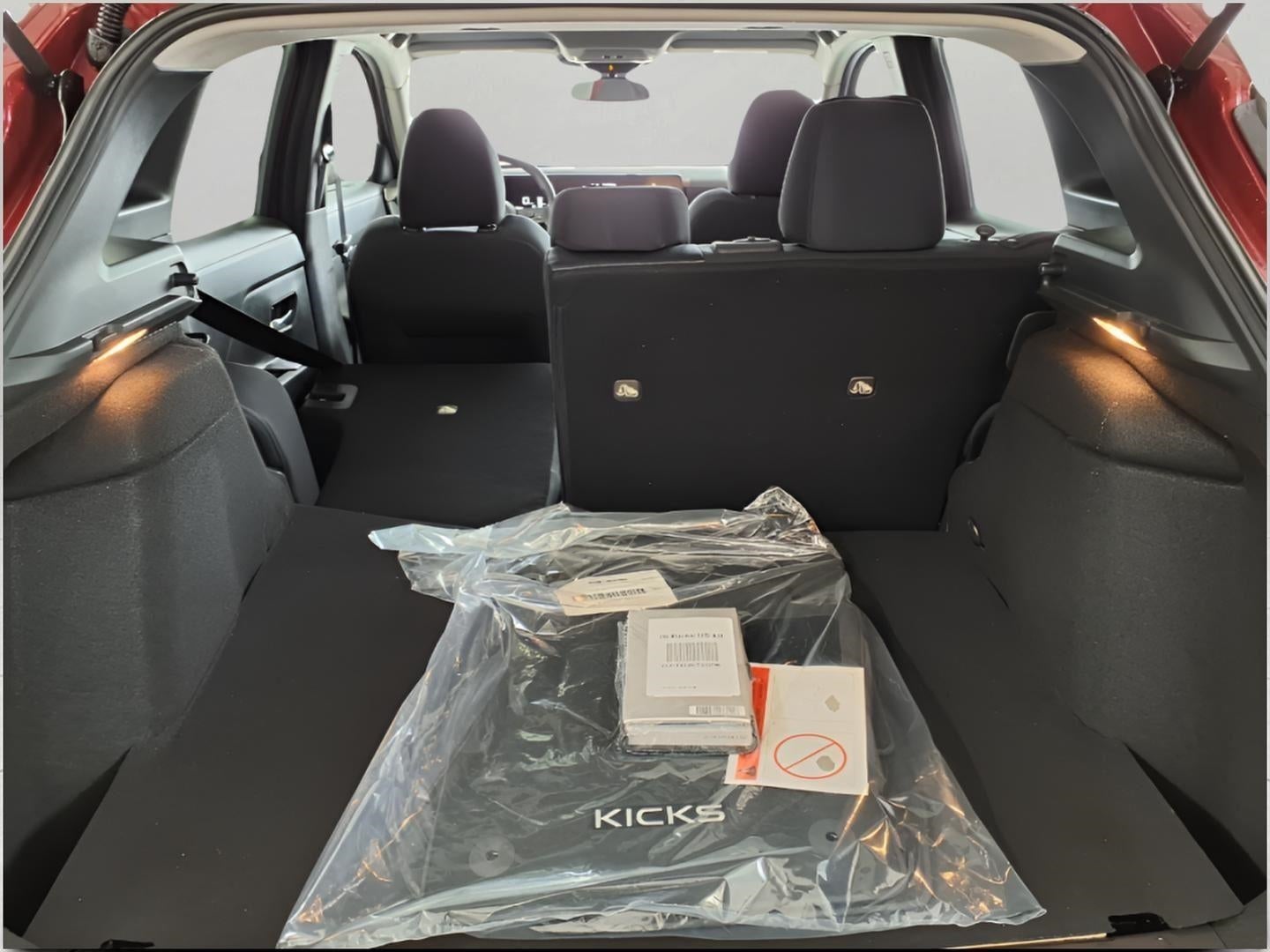 2026 Nissan Kicks SV AWD