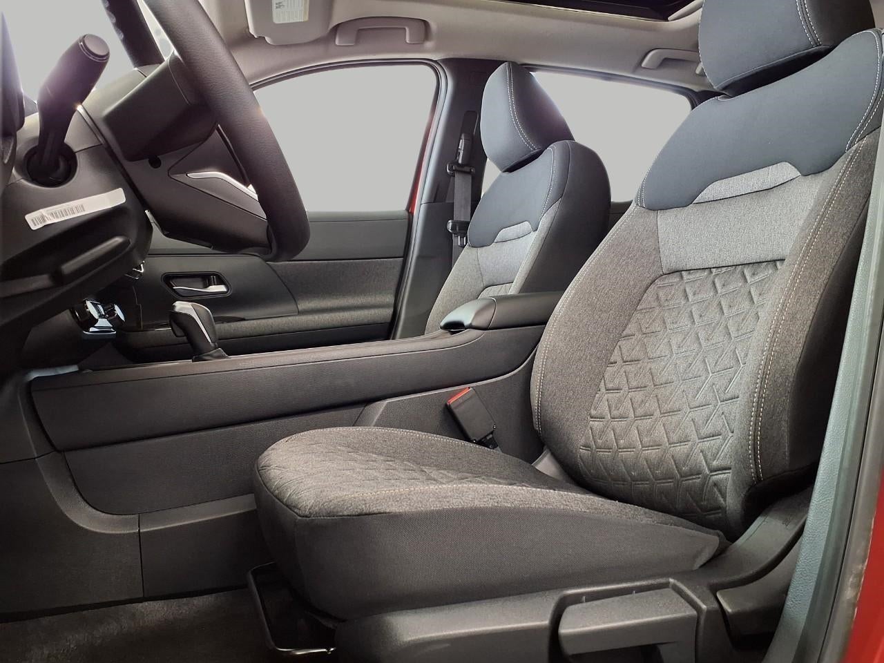 2026 Nissan Kicks SV AWD