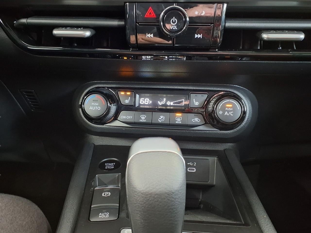 2026 Nissan Kicks SV AWD
