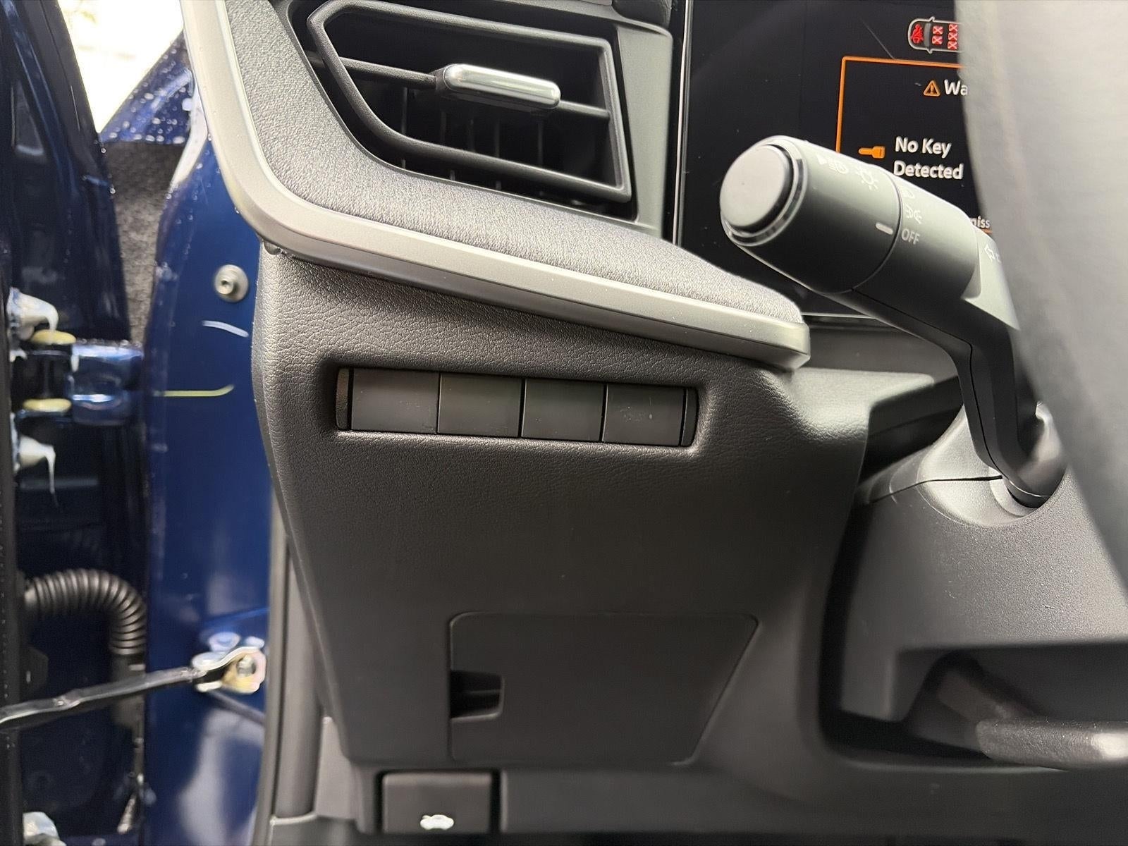 2027 Nissan Kicks SV AWD