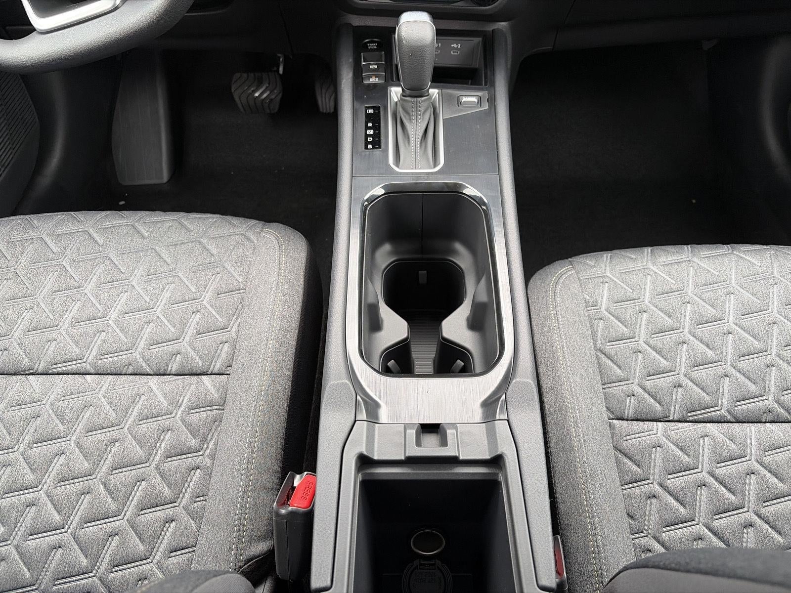 2027 Nissan Kicks SV AWD