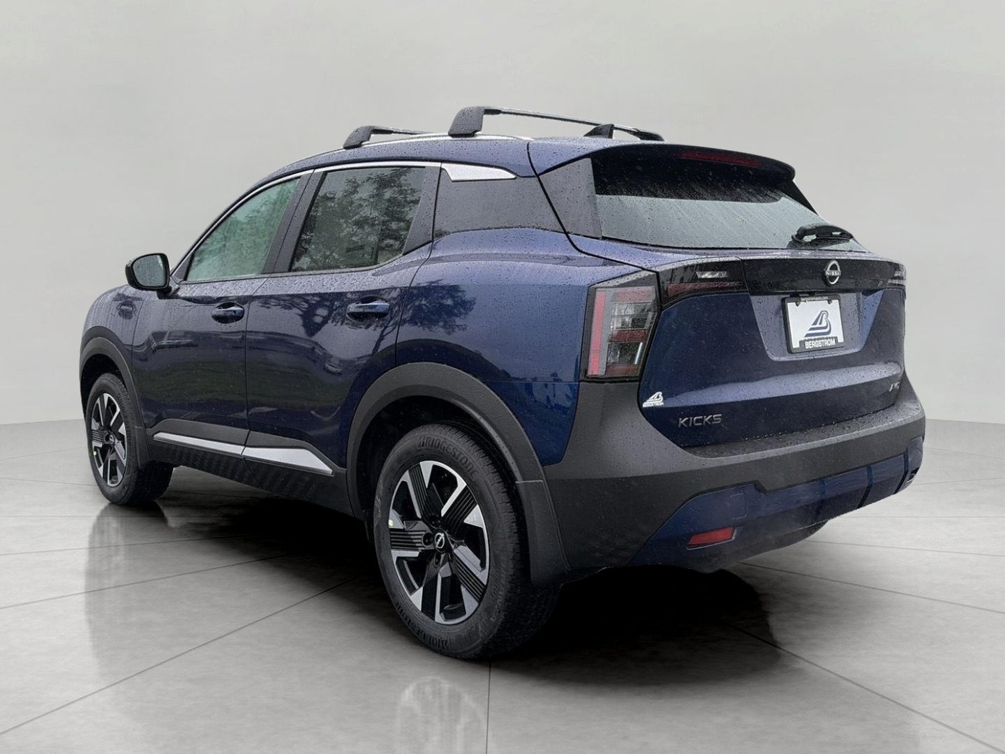 2027 Nissan Kicks SV AWD