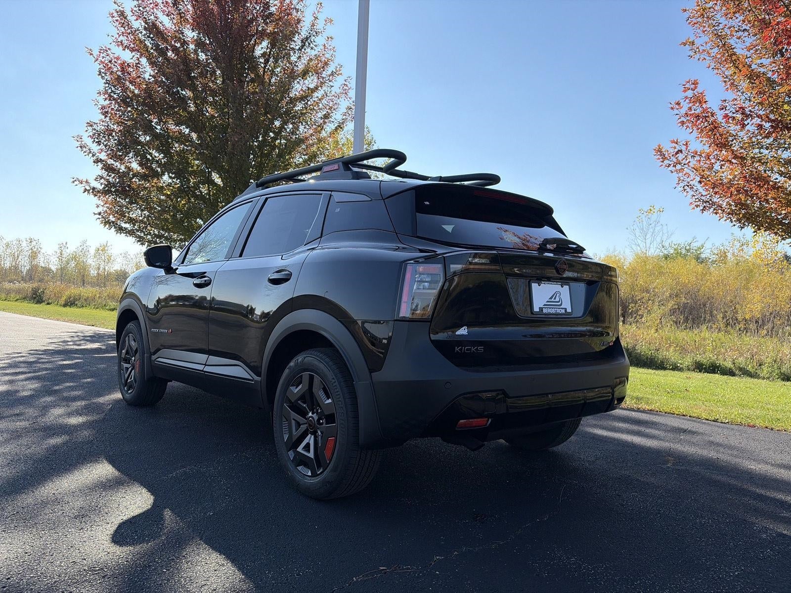 2027 Nissan Kicks SV AWD