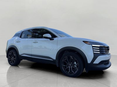 2025 Nissan Kicks SR AWD