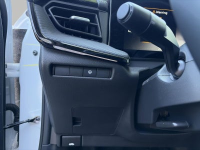 2025 Nissan Kicks SR AWD