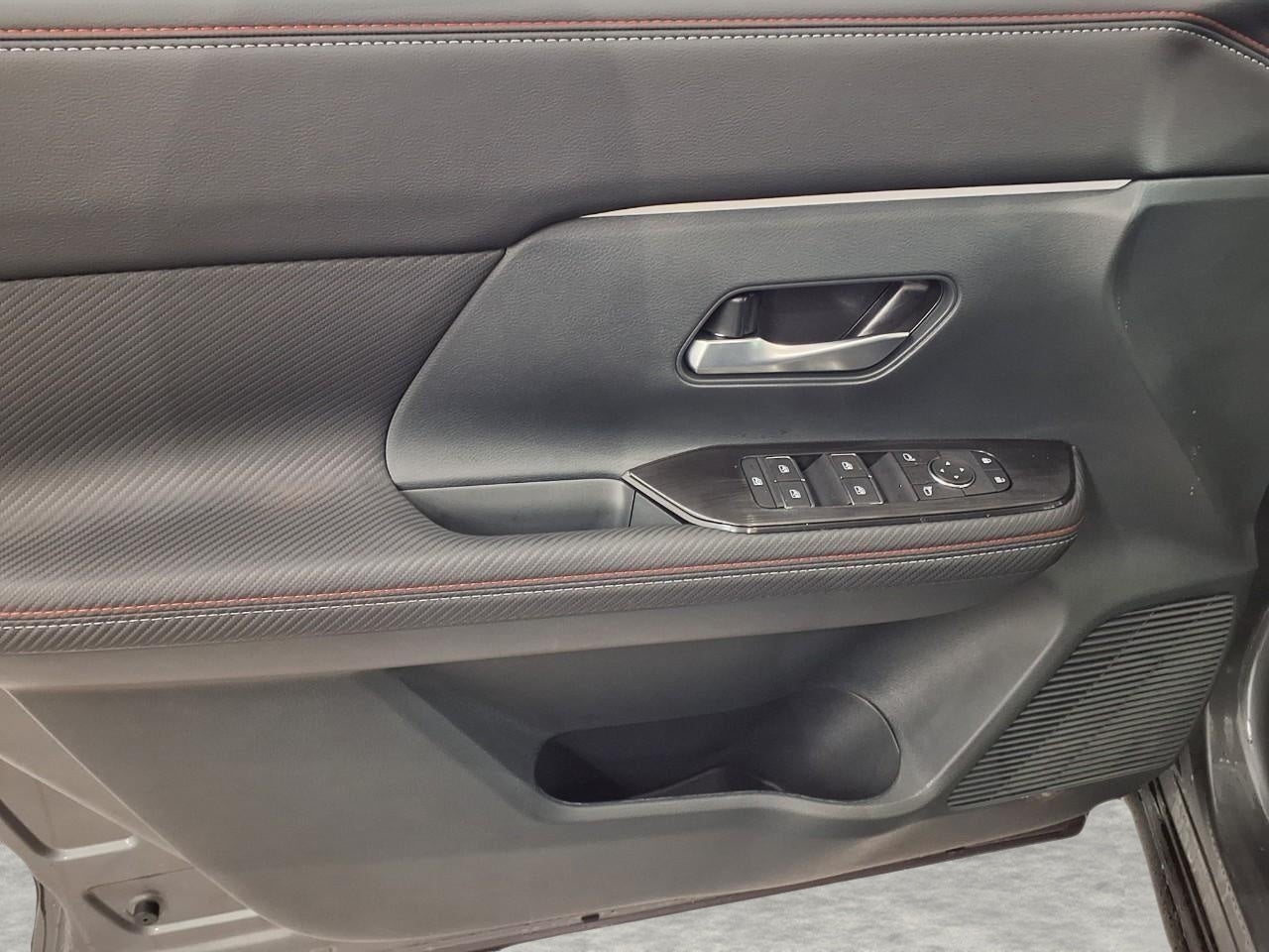 2026 Nissan Kicks SR AWD