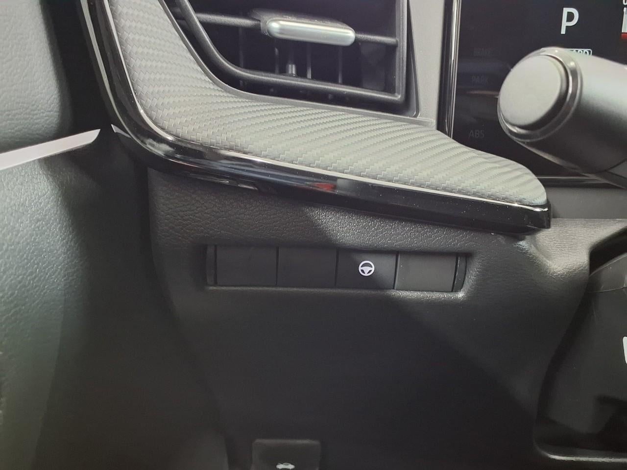 2026 Nissan Kicks SR AWD