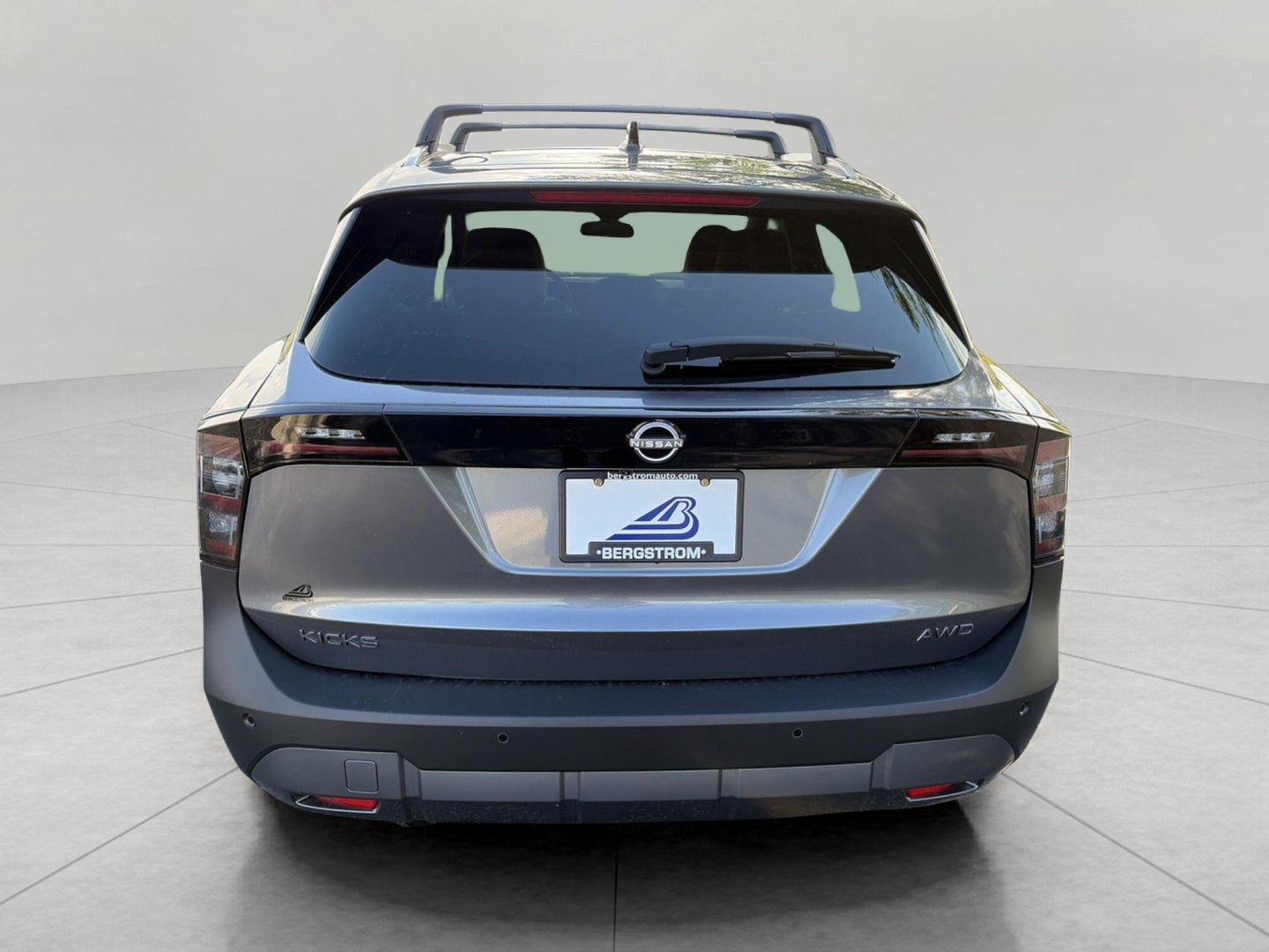 2027 Nissan Kicks SR AWD
