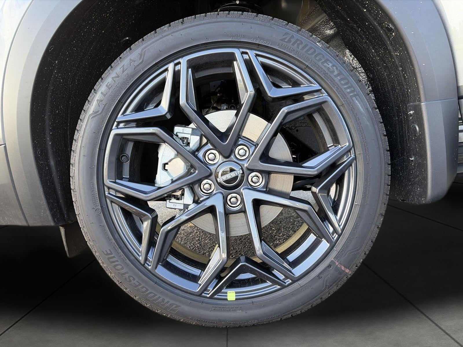 2027 Nissan Kicks SR AWD