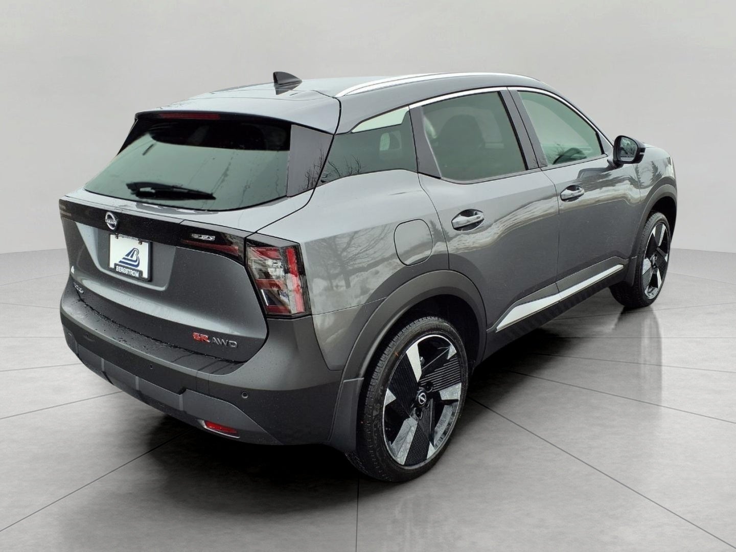 2026 Nissan Kicks SR AWD