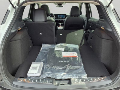 2026 Nissan Kicks SR AWD
