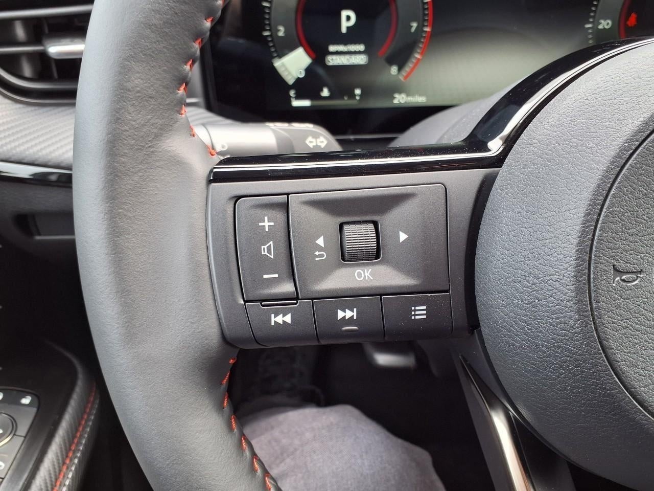 2026 Nissan Kicks SR AWD
