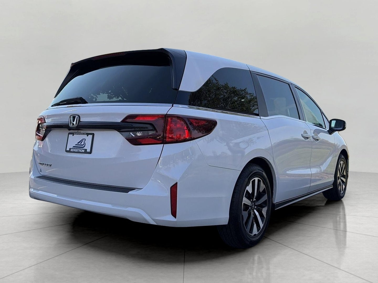 2025 Honda Odyssey EX-L Auto