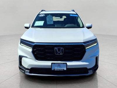 2023 Honda Pilot Touring AWD