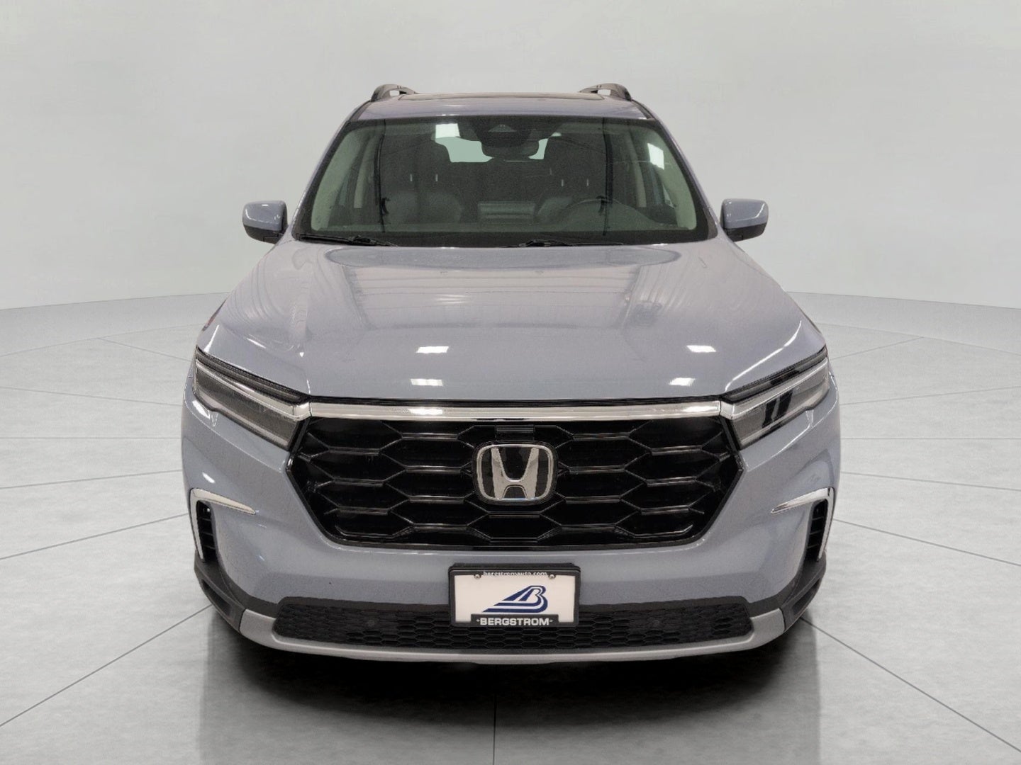 2023 Honda Pilot Touring AWD