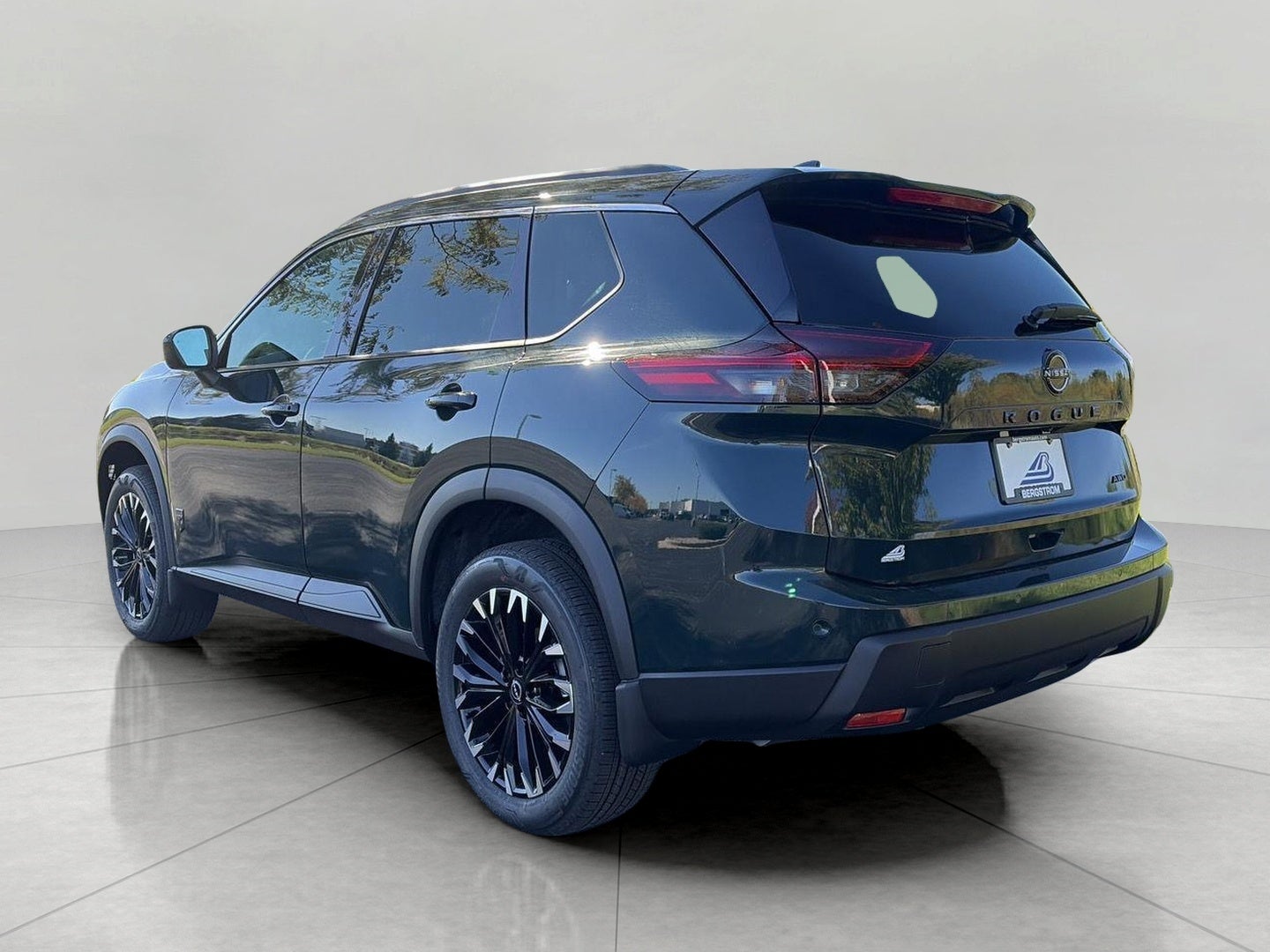 2027 Nissan Rogue SV AWD