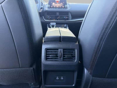 2027 Nissan Rogue SV AWD