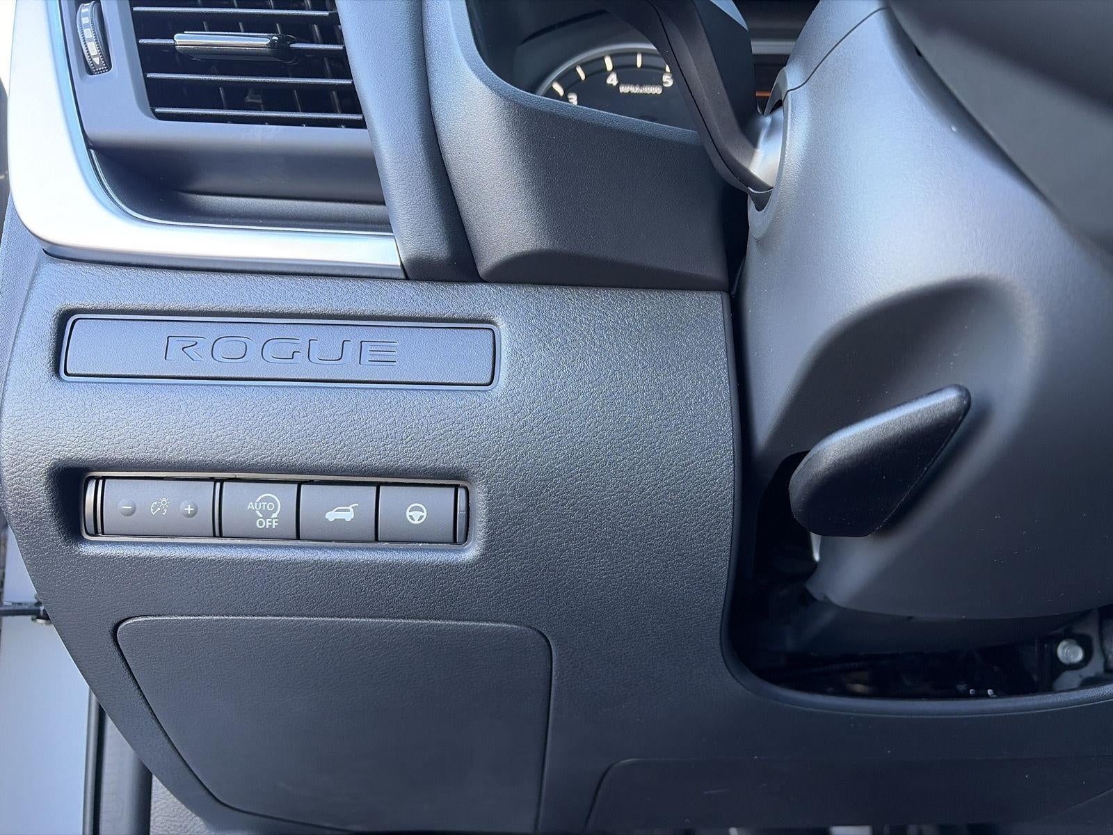 2027 Nissan Rogue Dark Armor AWD