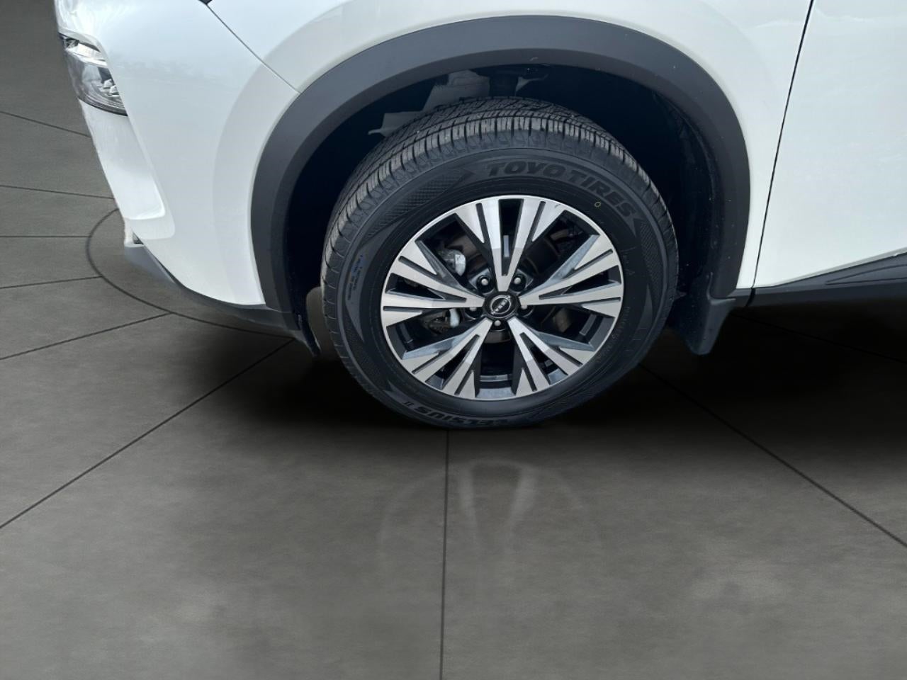 2023 Nissan Rogue AWD SV