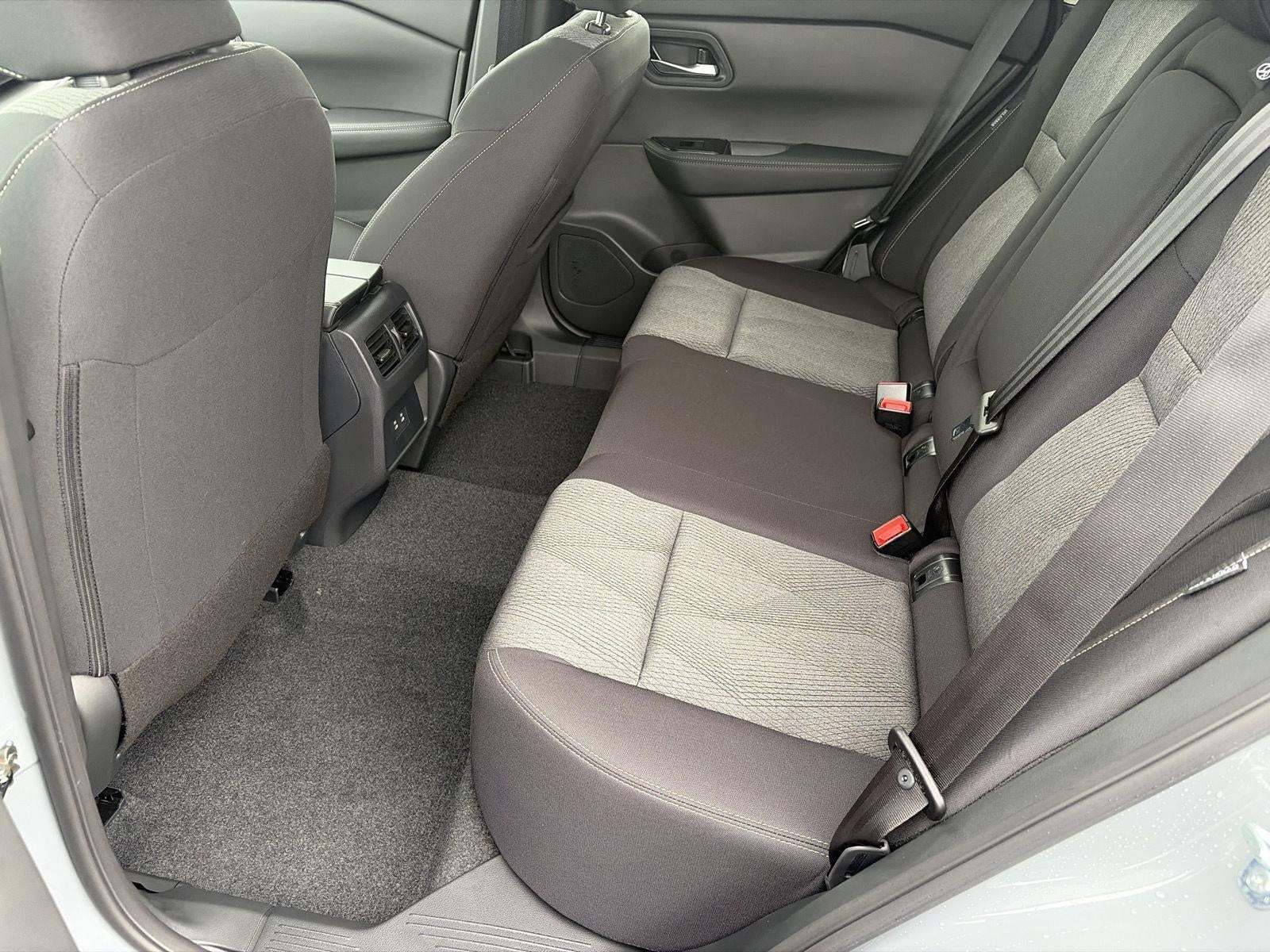 2027 Nissan Rogue SV AWD