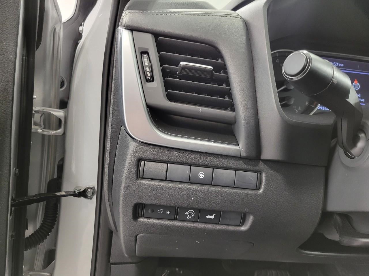 2025 Nissan Rogue AWD SV