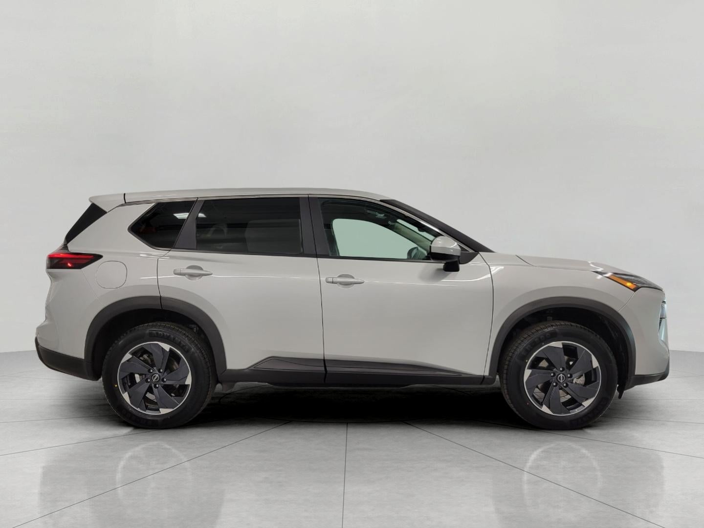 2025 Nissan Rogue AWD SV