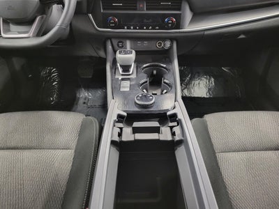 2025 Nissan Rogue AWD SV