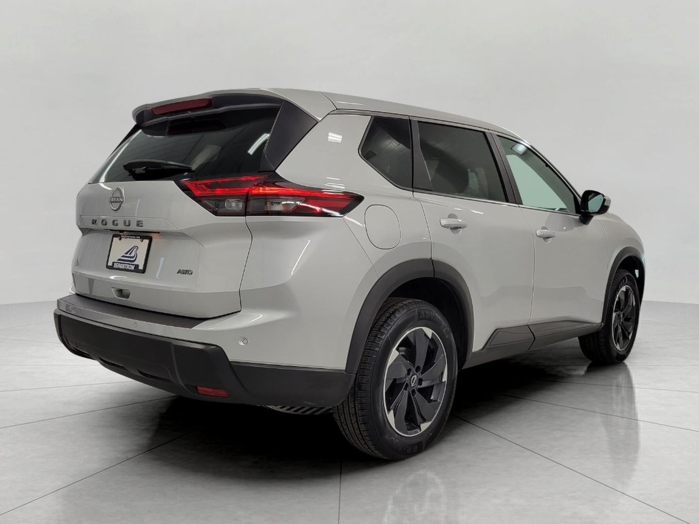 2025 Nissan Rogue AWD SV