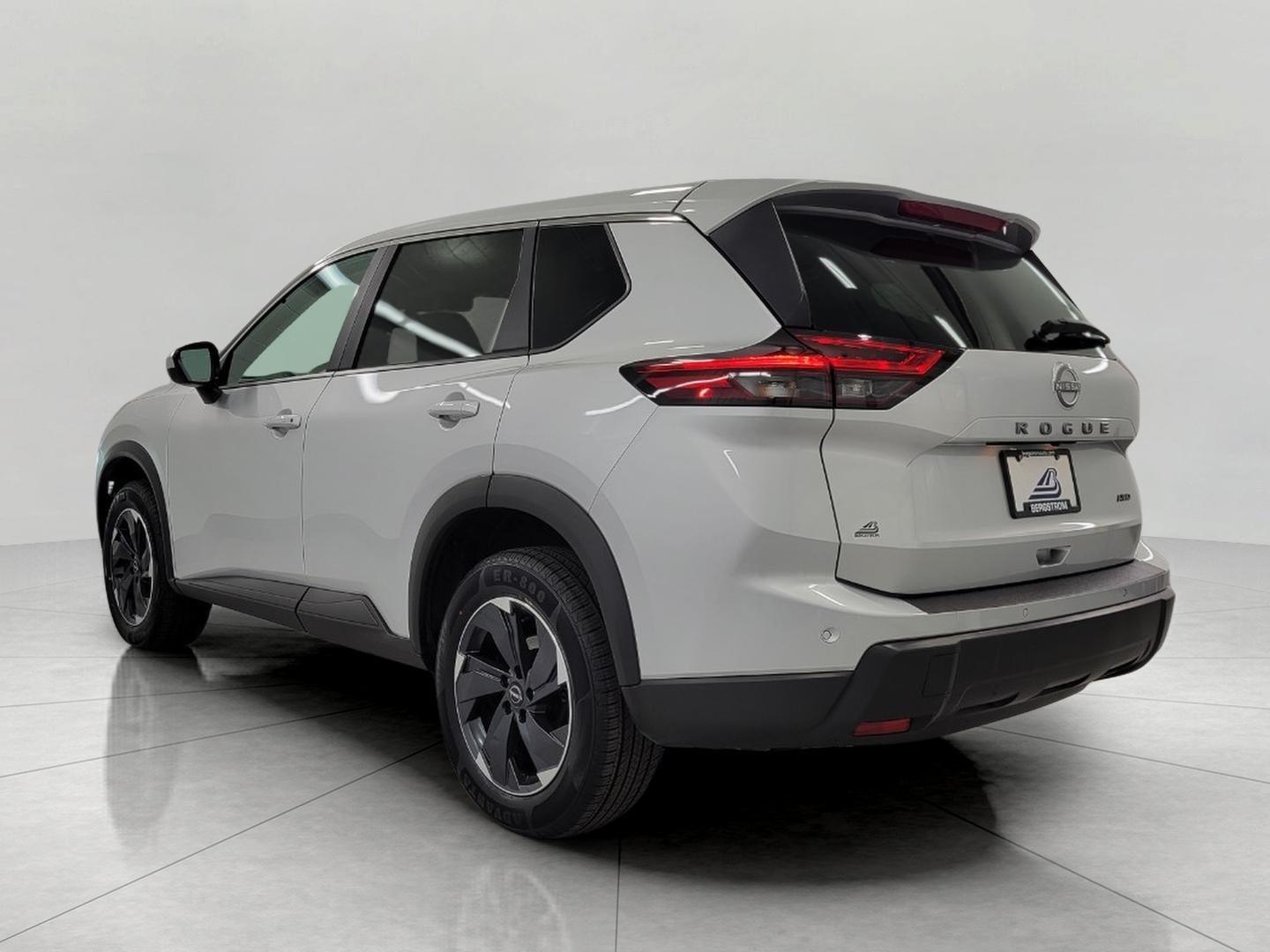 2025 Nissan Rogue AWD SV