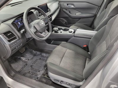 2025 Nissan Rogue AWD SV