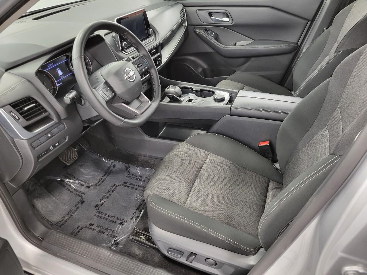 2025 Nissan Rogue AWD SV