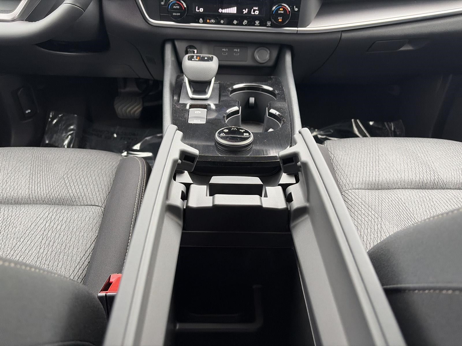 2026 Nissan Rogue 2026.5 AWD SV