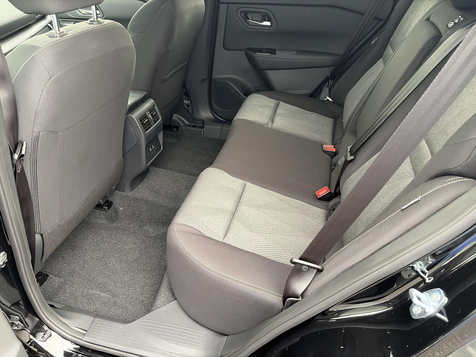 2026 Nissan Rogue 2026.5 AWD SV