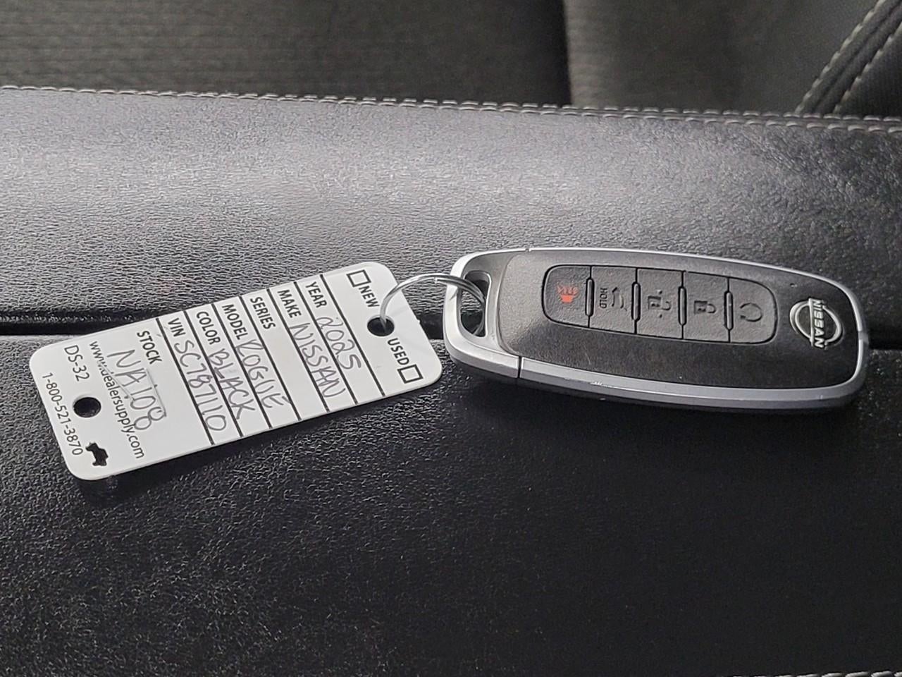 2025 Nissan Rogue SV