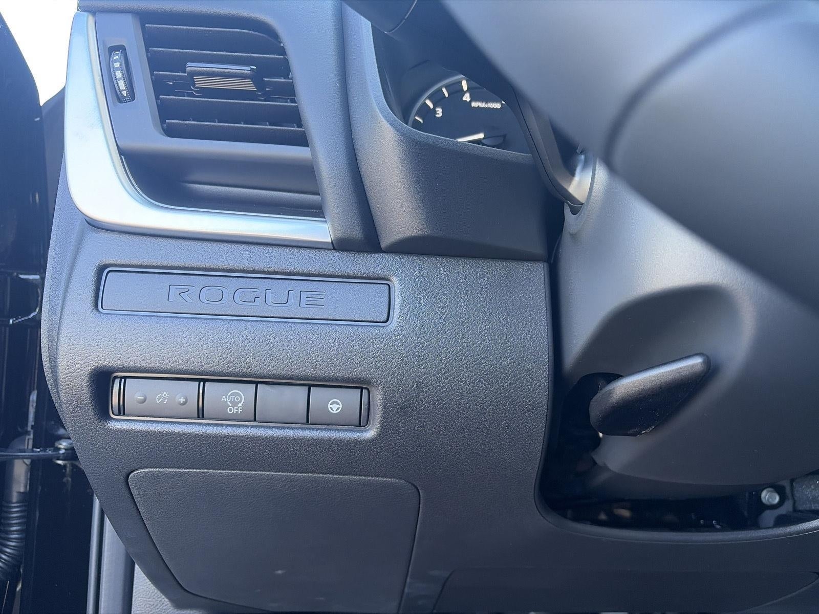 2027 Nissan Rogue SV AWD