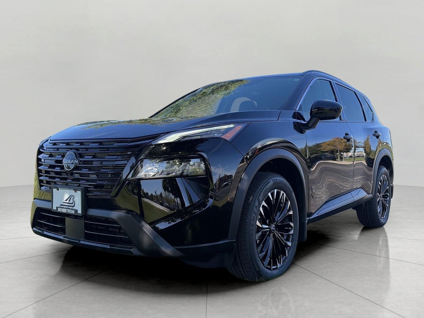 2027 Nissan Rogue Dark Armor AWD