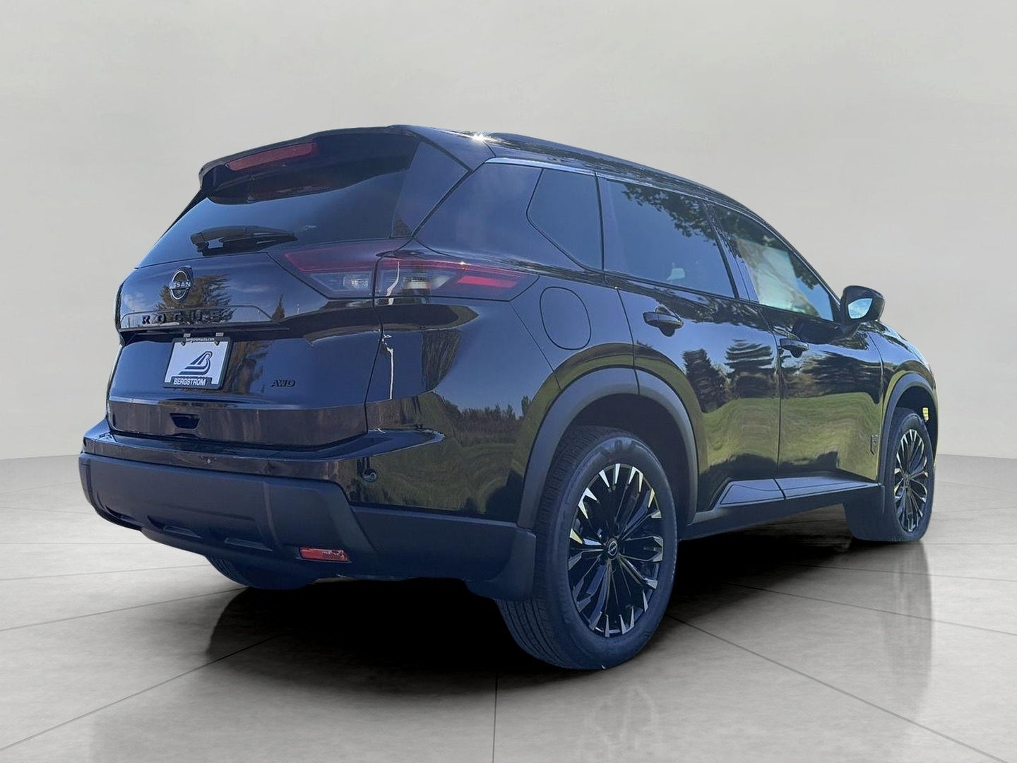 2027 Nissan Rogue Dark Armor AWD