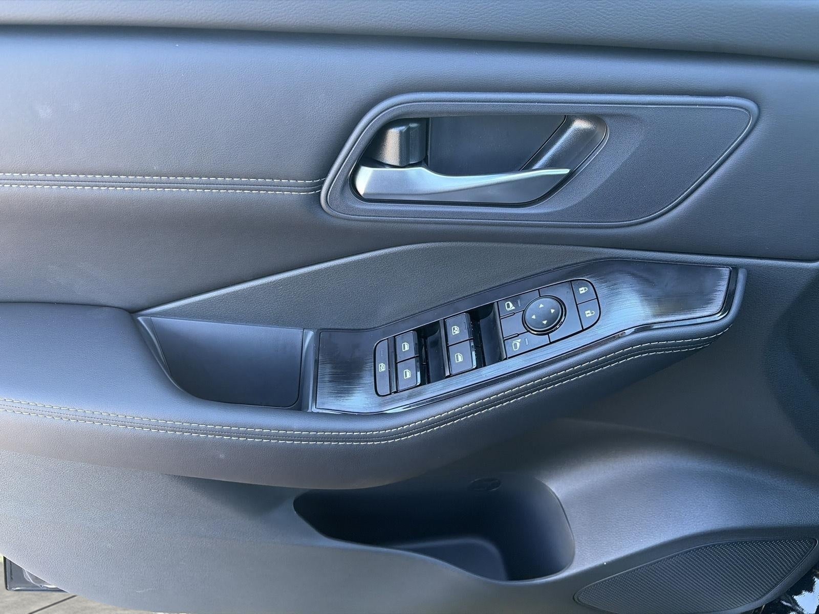 2027 Nissan Rogue Dark Armor AWD