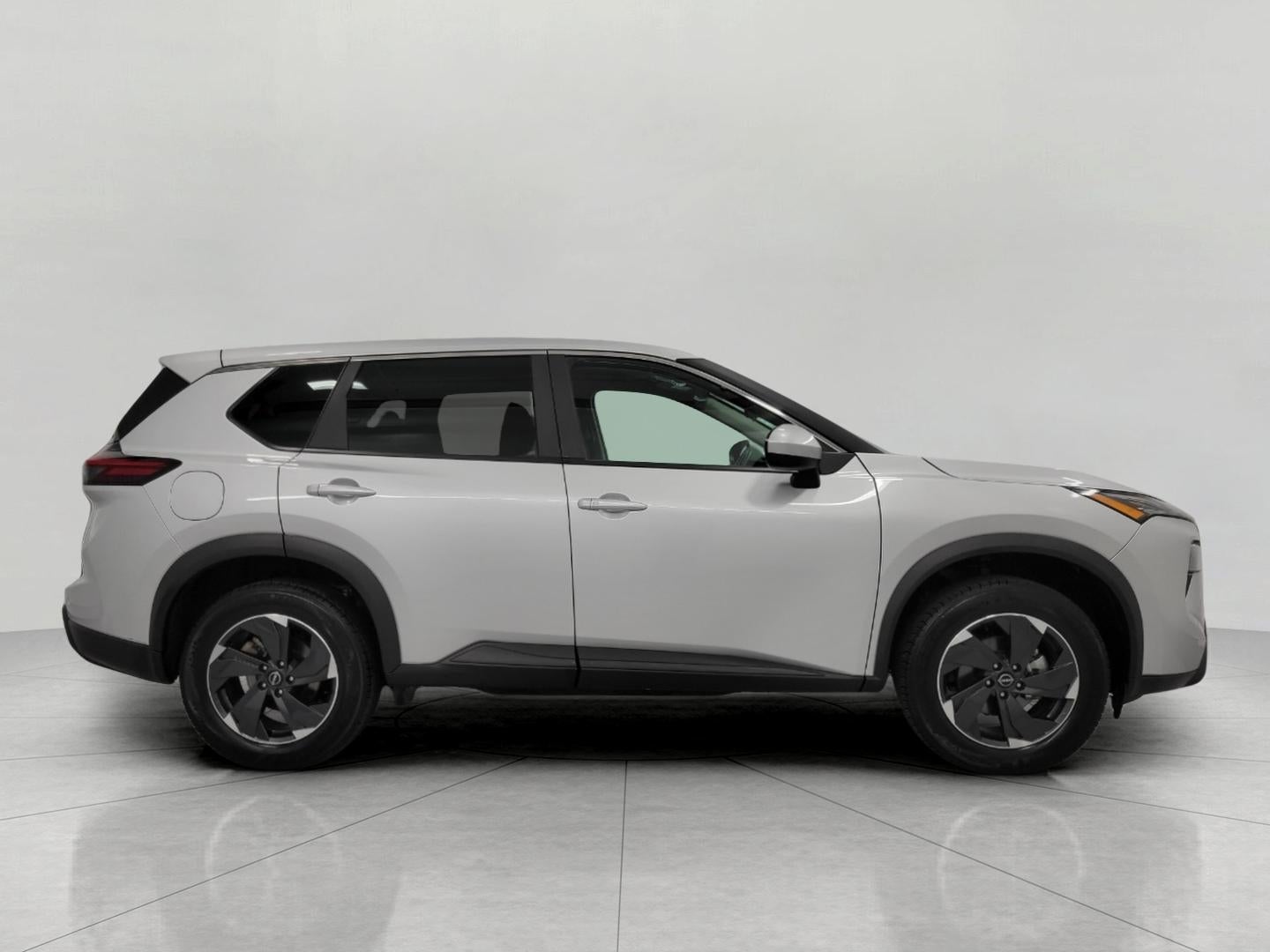 2025 Nissan Rogue AWD SV