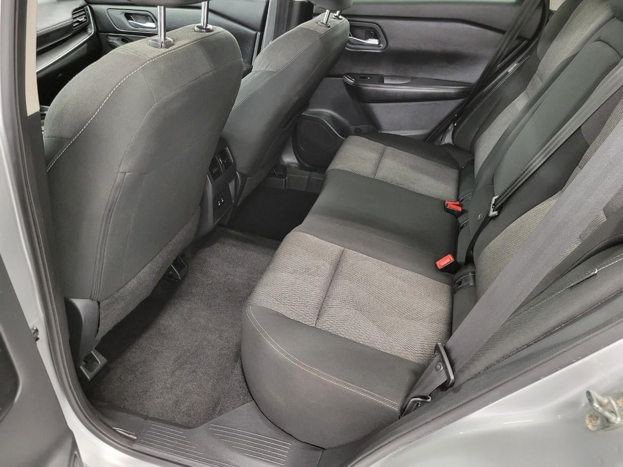 2025 Nissan Rogue AWD SV