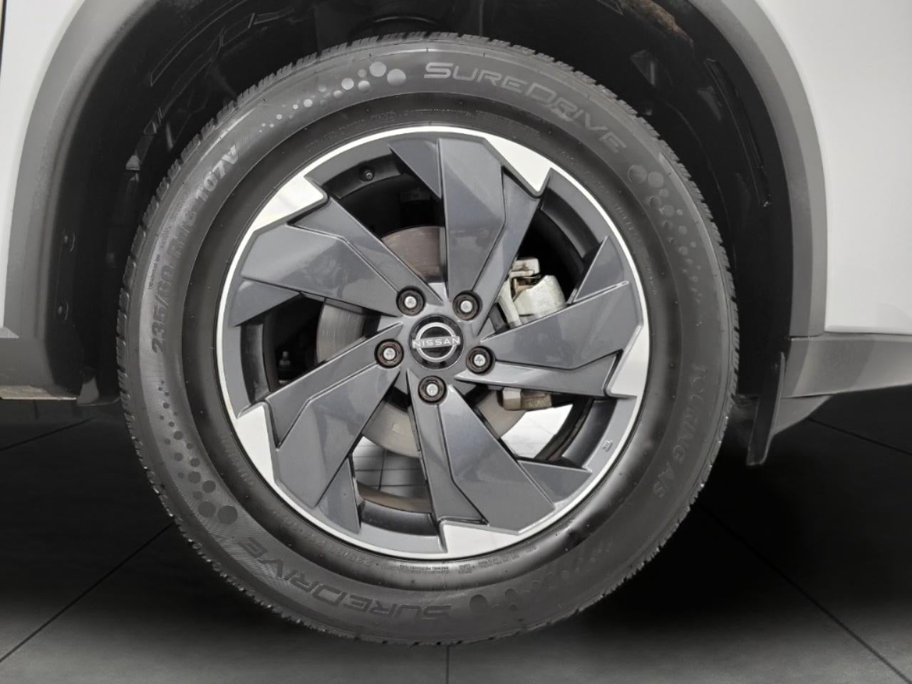 2025 Nissan Rogue AWD SV