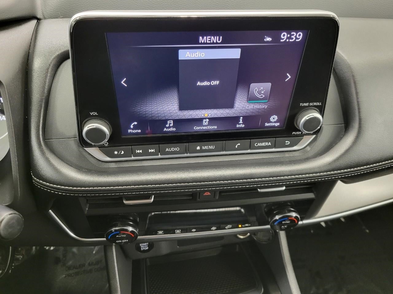 2025 Nissan Rogue AWD SV