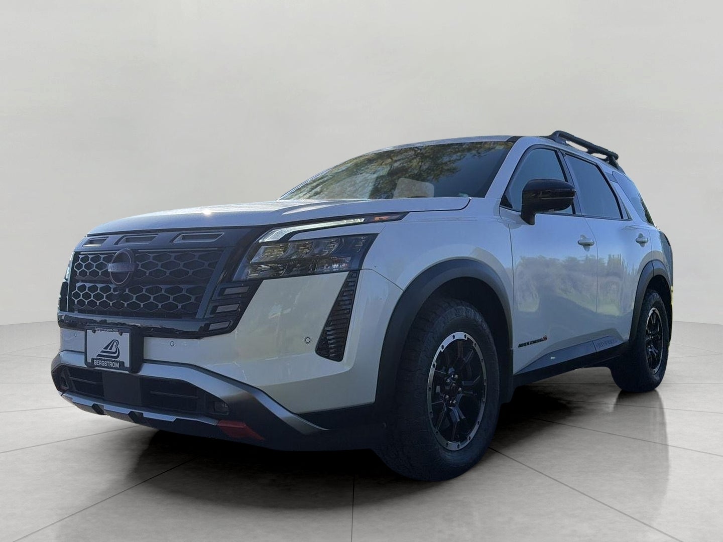 2026 Nissan Pathfinder SV 4WD