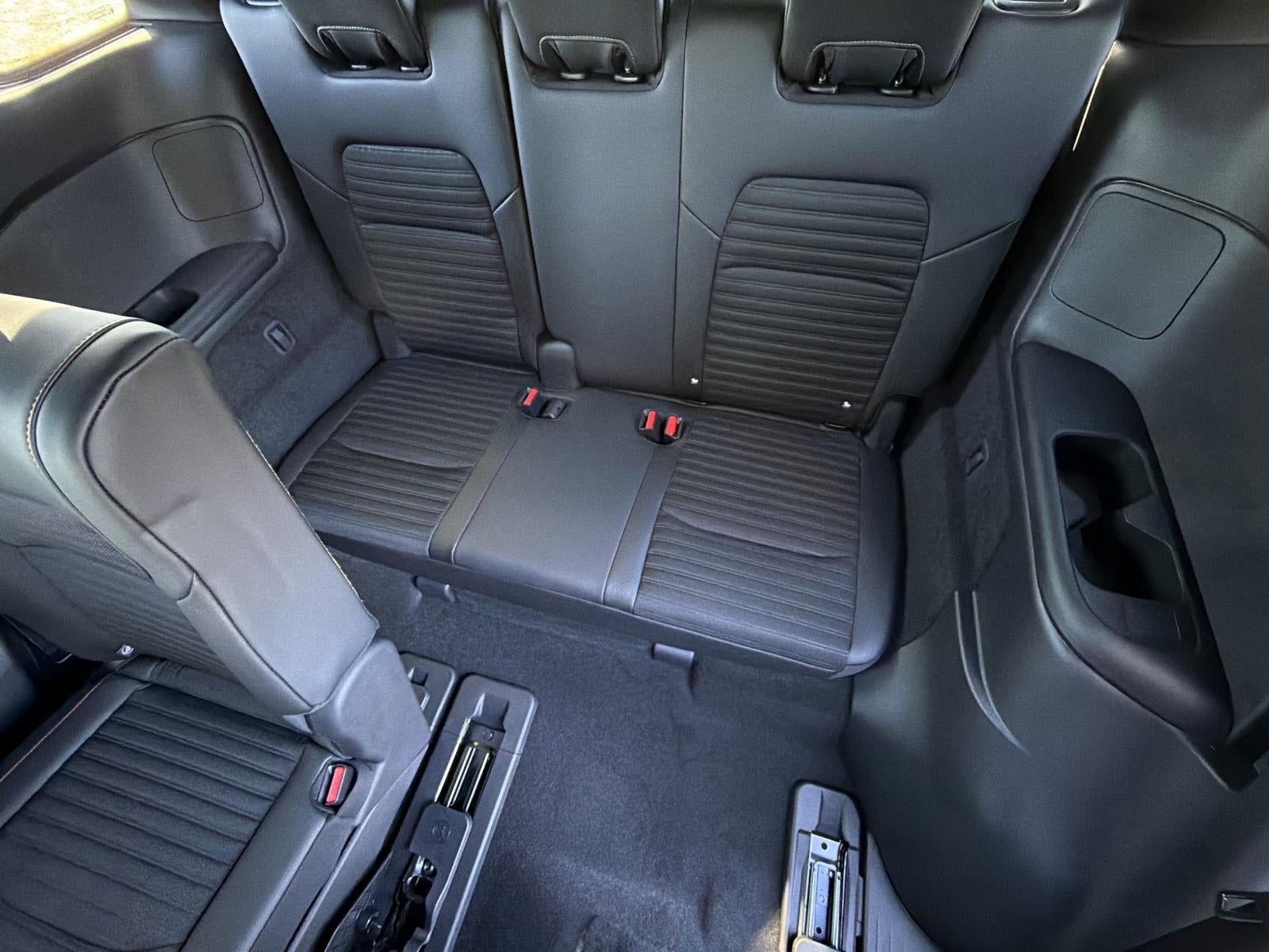 2026 Nissan Pathfinder SV 4WD