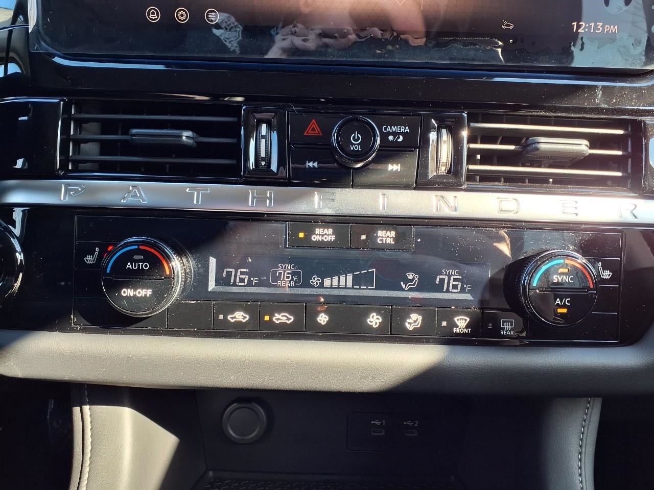 2026 Nissan Pathfinder SV